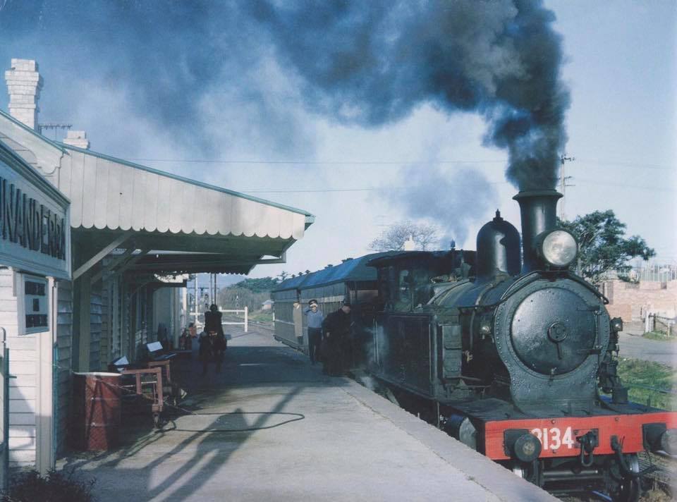 Unanderra-1964
