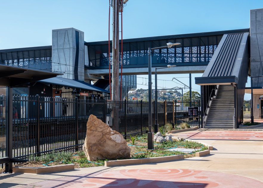 Unanderra Station upgrade completed eastern side, lifts and footbridge, welcome to Dharawal country