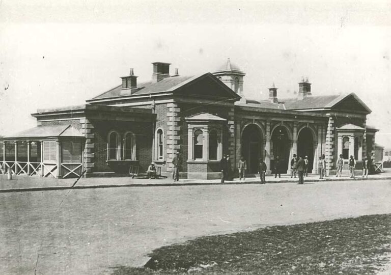 Goulburn-Railway-Station-c.1880-768x540