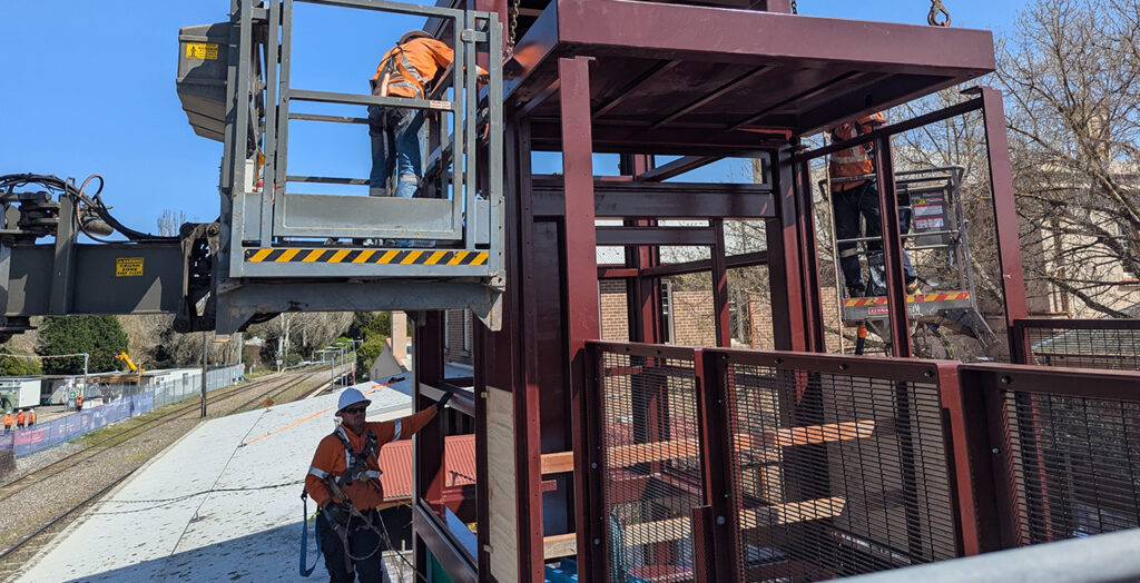 Moss Vale Station Upgrade lift installation